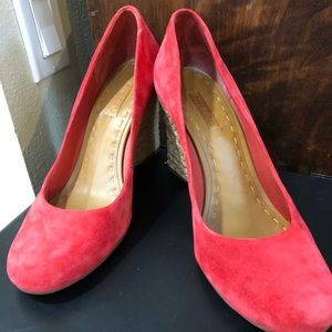 Beautiful red shoes! Arezzo Brazil